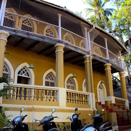 Royal Phoenix Inn - Heritage Stay In Fontainhas, Panjim-3
